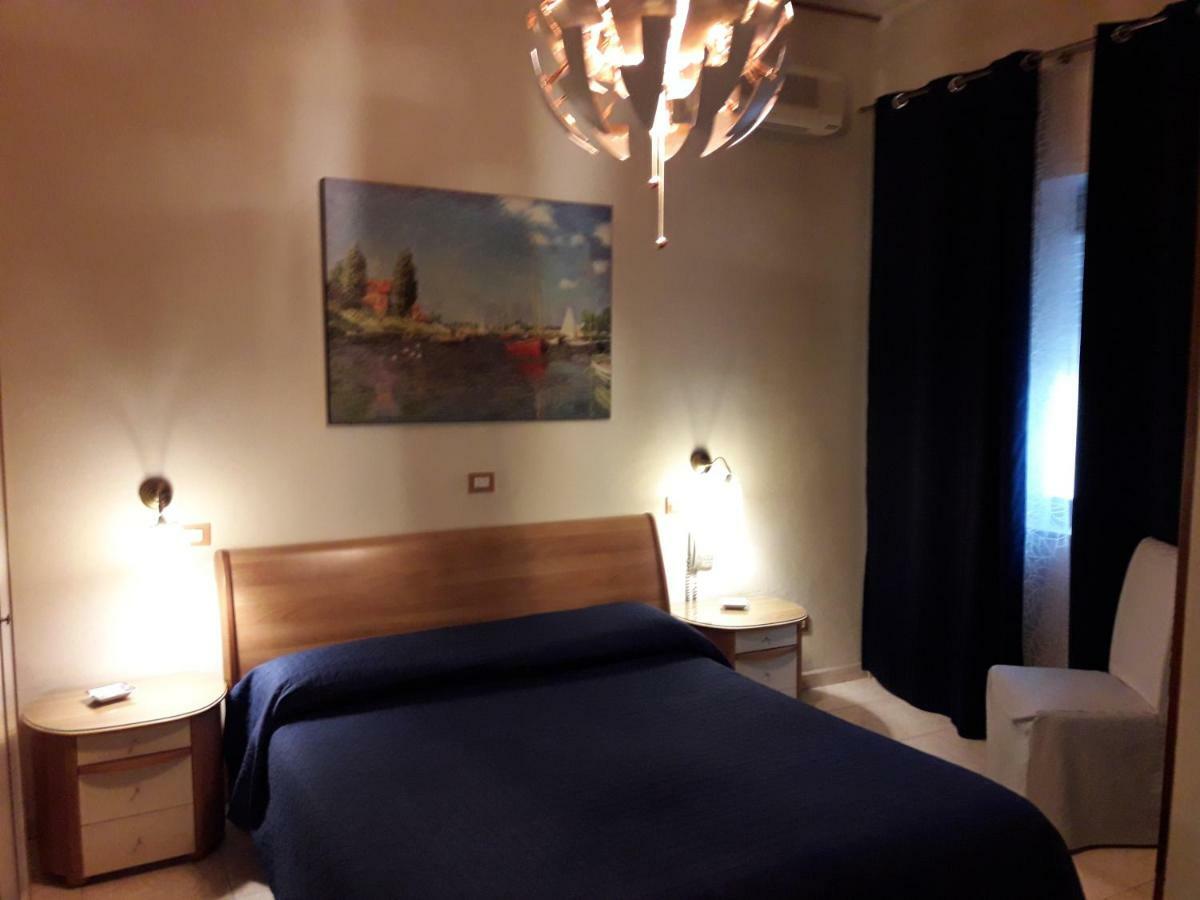 Hotel Nuovo Diana 나폴리 외부 사진